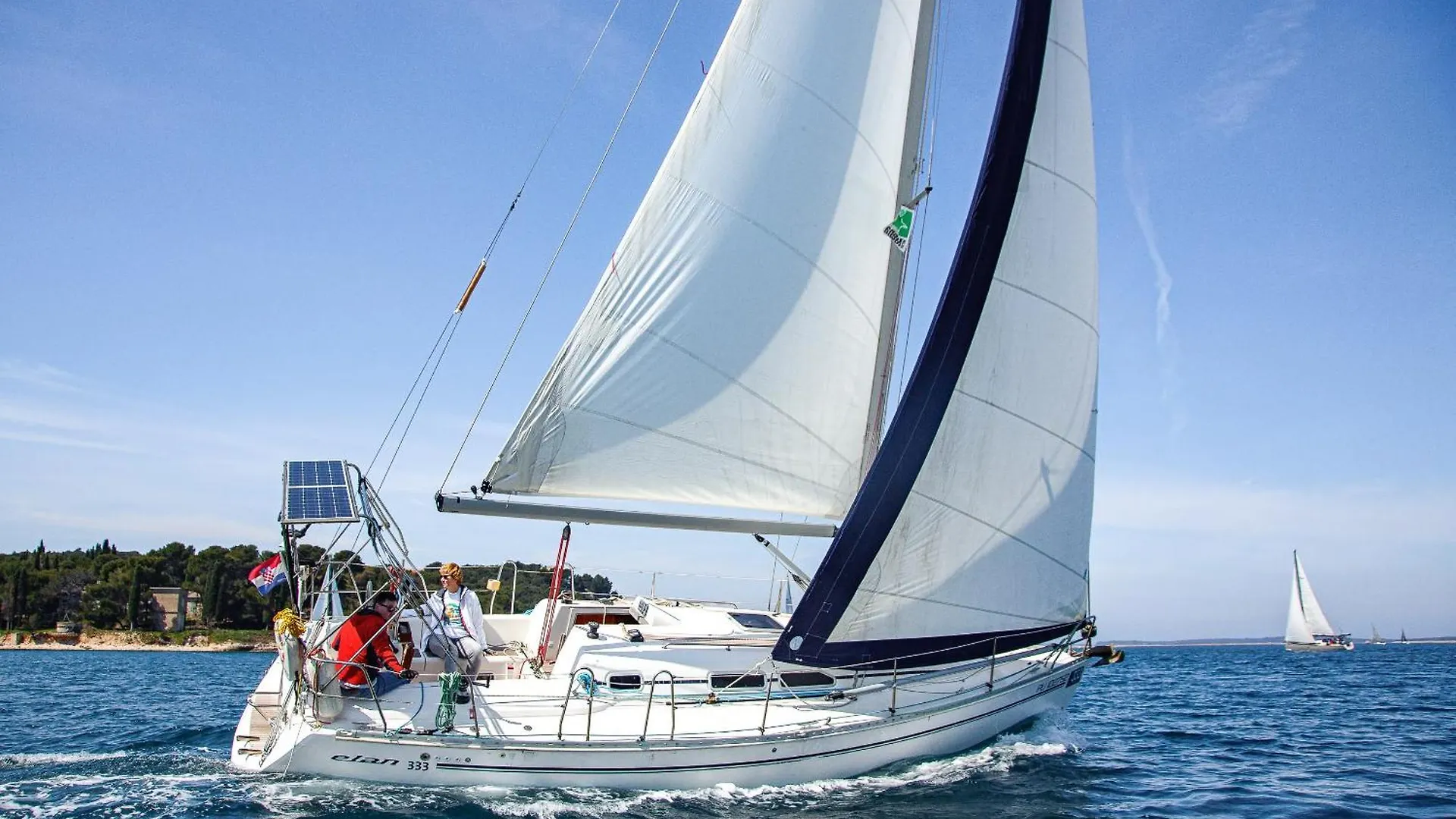 Learn To Sail In Paradise Pula Botel
